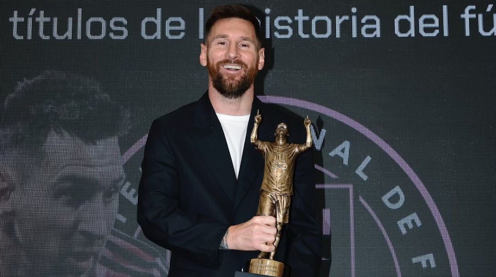 Lionel Messi ganó un nuevo premio y se refirió a su futuro: la reacción de Antonela Roccuzzo